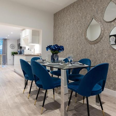 Luxury Living Away From Home Редхилл Экстерьер фото